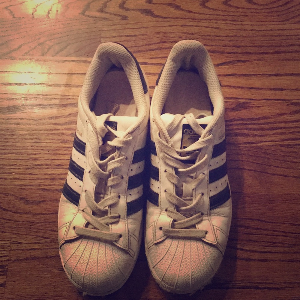 These are 6 and 1/2 Adidas in men